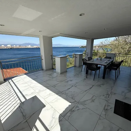 Mertik House Omišalj