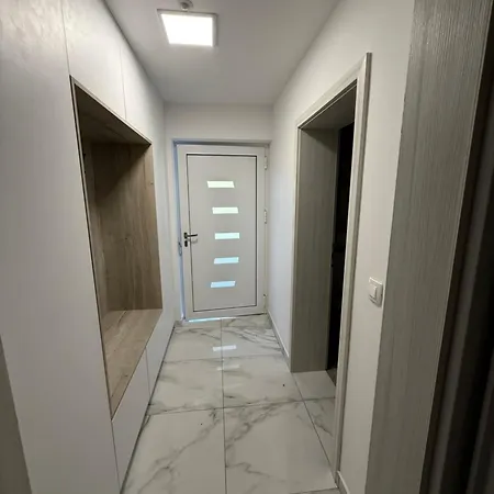 Mertik House * 奥米沙利