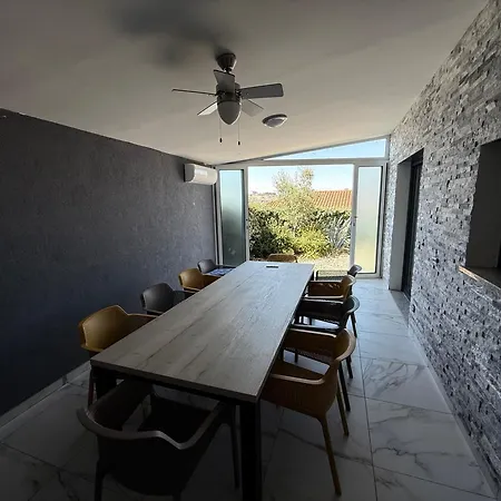 Mertik House
