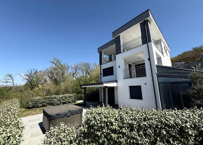 Mertik House דירה אומיסאליי