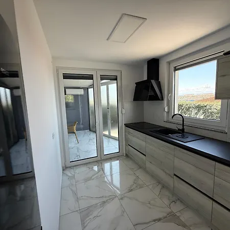 Mertik House Apartament Omišalj