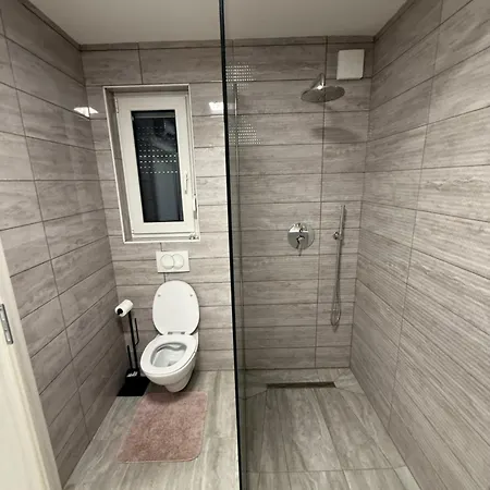 Apartament Mertik House